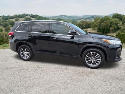 2017 Toyota Highlander XLE V6 FWD (Natl)