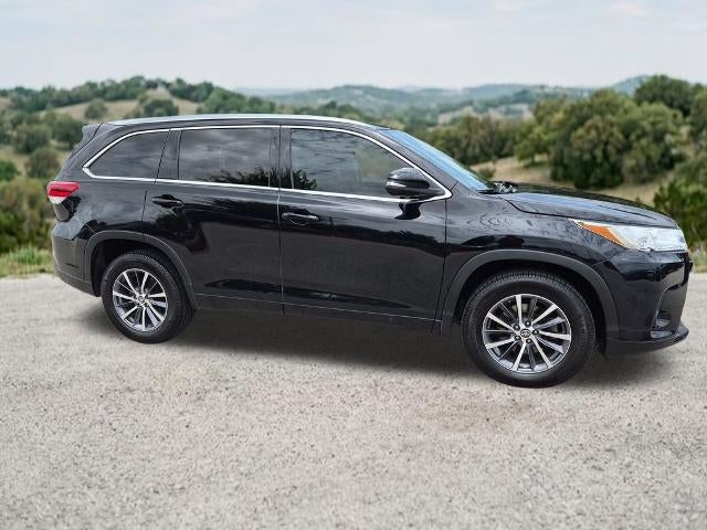 2017 Toyota Highlander XLE V6 FWD (Natl)