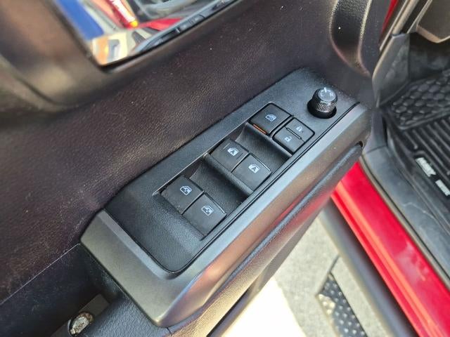 2020 Toyota Tacoma 4WD 4WD TRD Off Road Double Cab 5' Bed V6 AT (Natl)