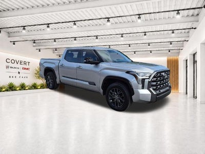 2022 Toyota Tundra 4WD 4WD Platinum CrewMax 5.5' Bed (Natl)