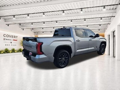 2022 Toyota Tundra 4WD 4WD Platinum CrewMax 5.5' Bed (Natl)