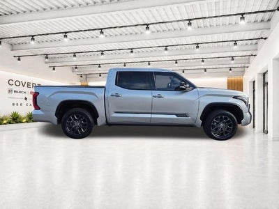 2022 Toyota Tundra 4WD 4WD Platinum CrewMax 5.5' Bed (Natl)