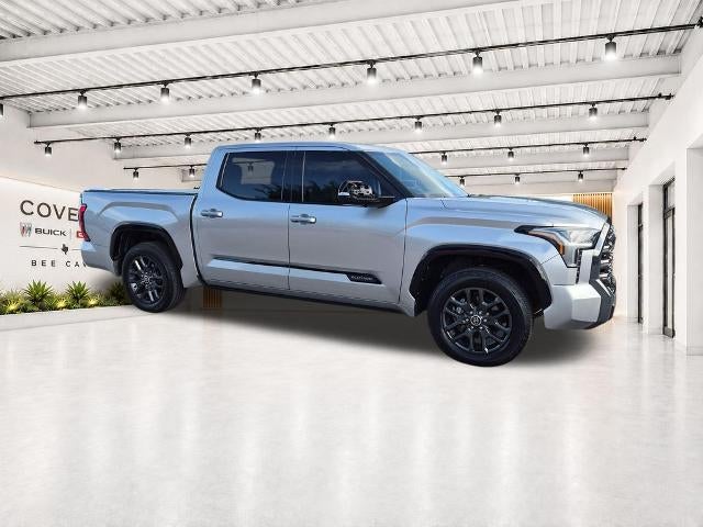 2022 Toyota Tundra 4WD 4WD Platinum CrewMax 5.5' Bed (Natl)