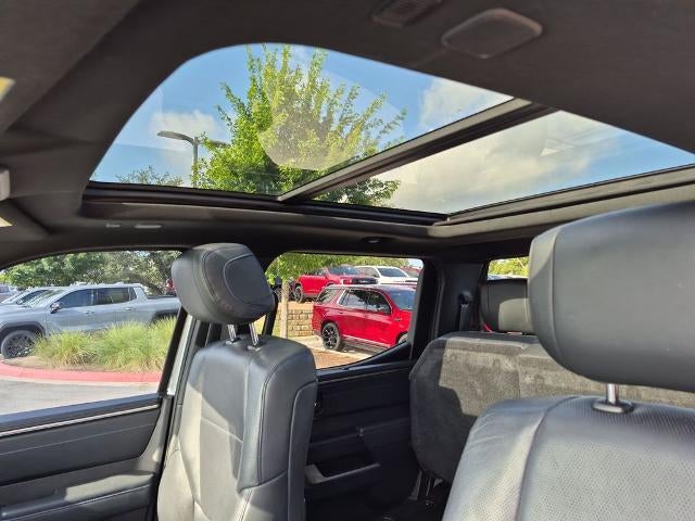 2022 Toyota Tundra 4WD 4WD Platinum CrewMax 5.5' Bed (Natl)