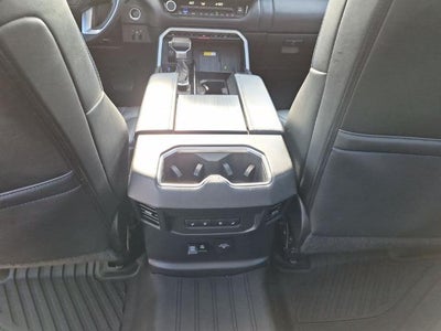 2022 Toyota Tundra 4WD 4WD Platinum CrewMax 5.5' Bed (Natl)