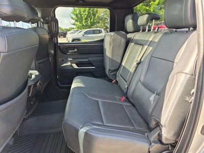 2022 Toyota Tundra 4WD 4WD Platinum CrewMax 5.5' Bed (Natl)
