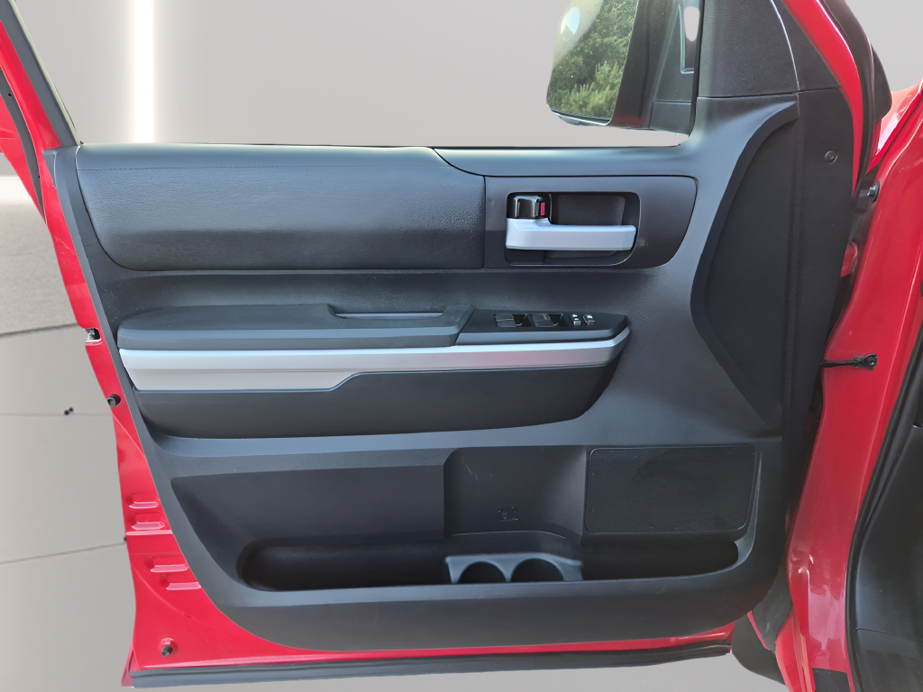 2014 Toyota Tundra SR5