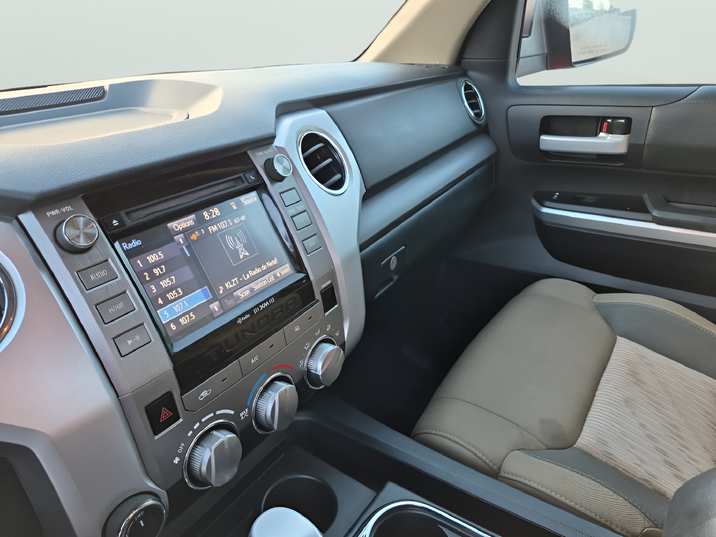 2014 Toyota Tundra SR5