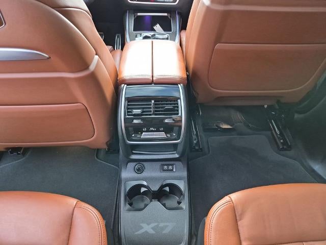 2024 BMW X7 M60i Sports Activity Vehicle