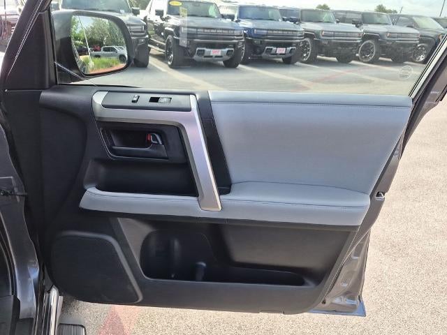 2011 Toyota 4Runner 4WD 4dr V6 SR5 (Natl)