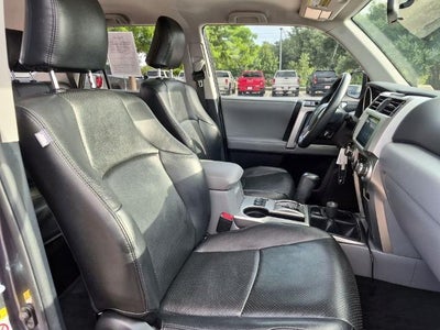 2011 Toyota 4Runner 4WD 4dr V6 SR5 (Natl)