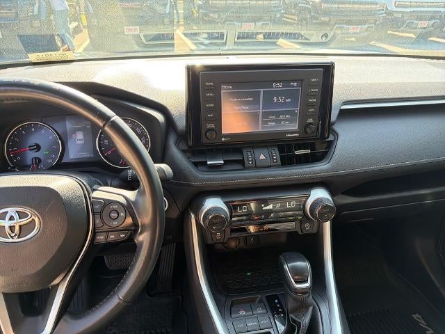 2020 Toyota RAV4 XLE Premium FWD (Natl)