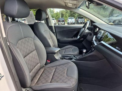 2020 Kia Niro LXS FWD