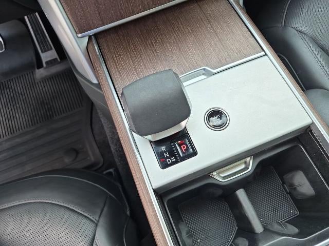 2024 Land Rover Range Rover P400 SE LWB 7 Seat