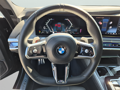 2023 BMW 7 Series 740i