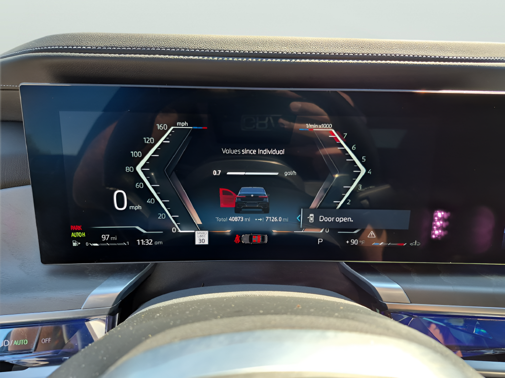 2023 BMW 7 Series 740i