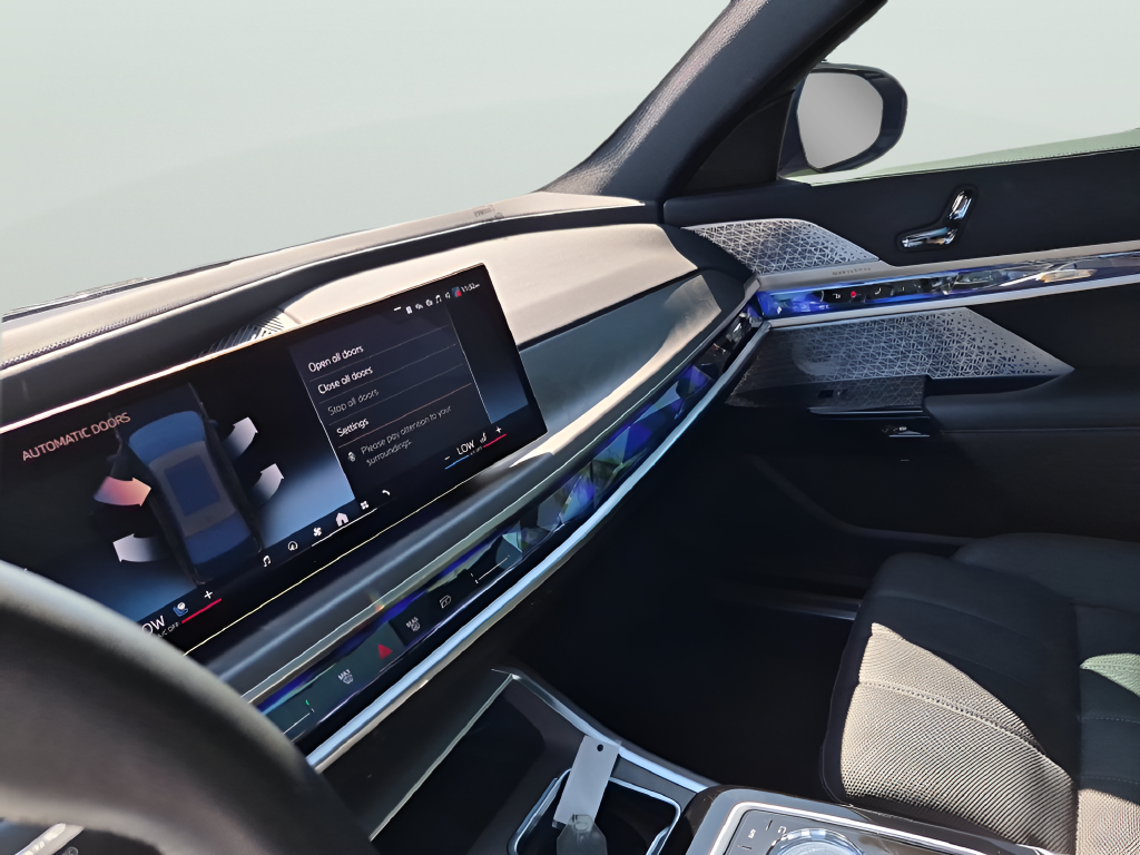 2023 BMW 7 Series 740i