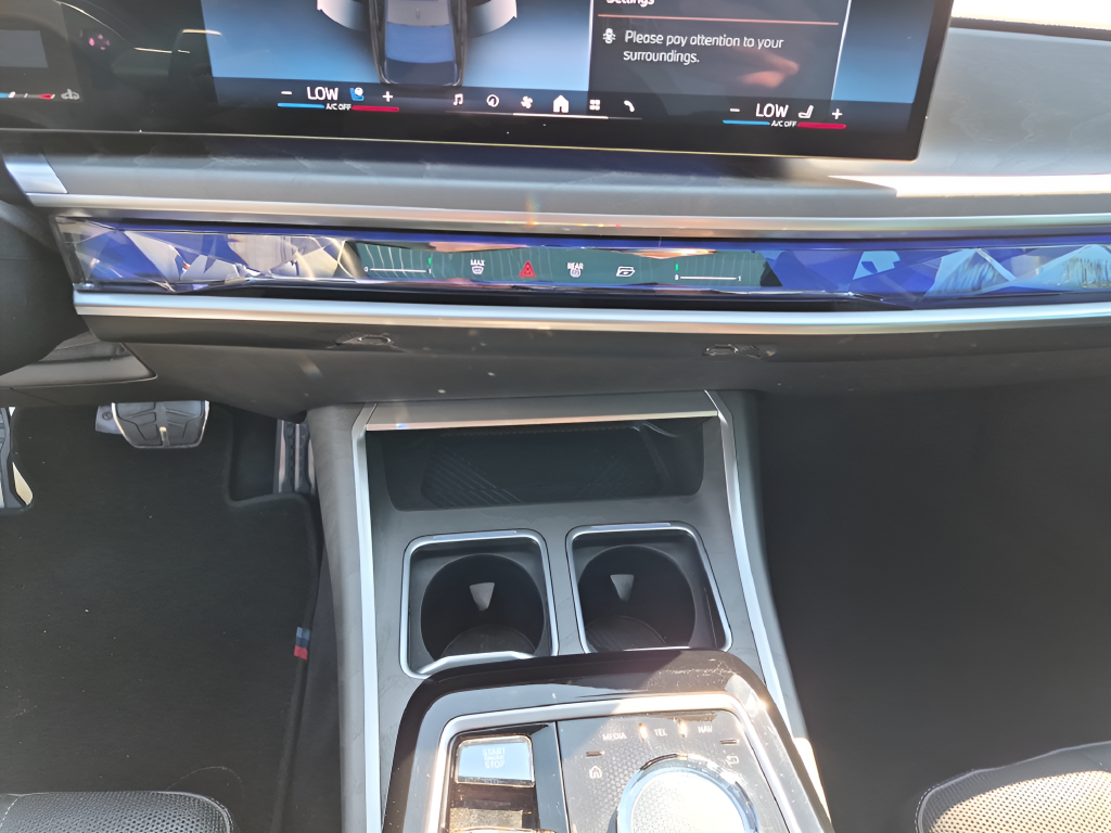 2023 BMW 7 Series 740i