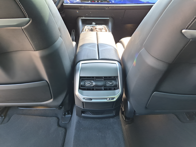 2023 BMW 7 Series 740i