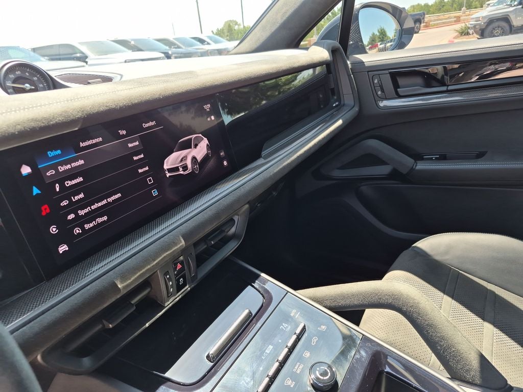 2025 Porsche Cayenne Turbo GT Coupe AWD