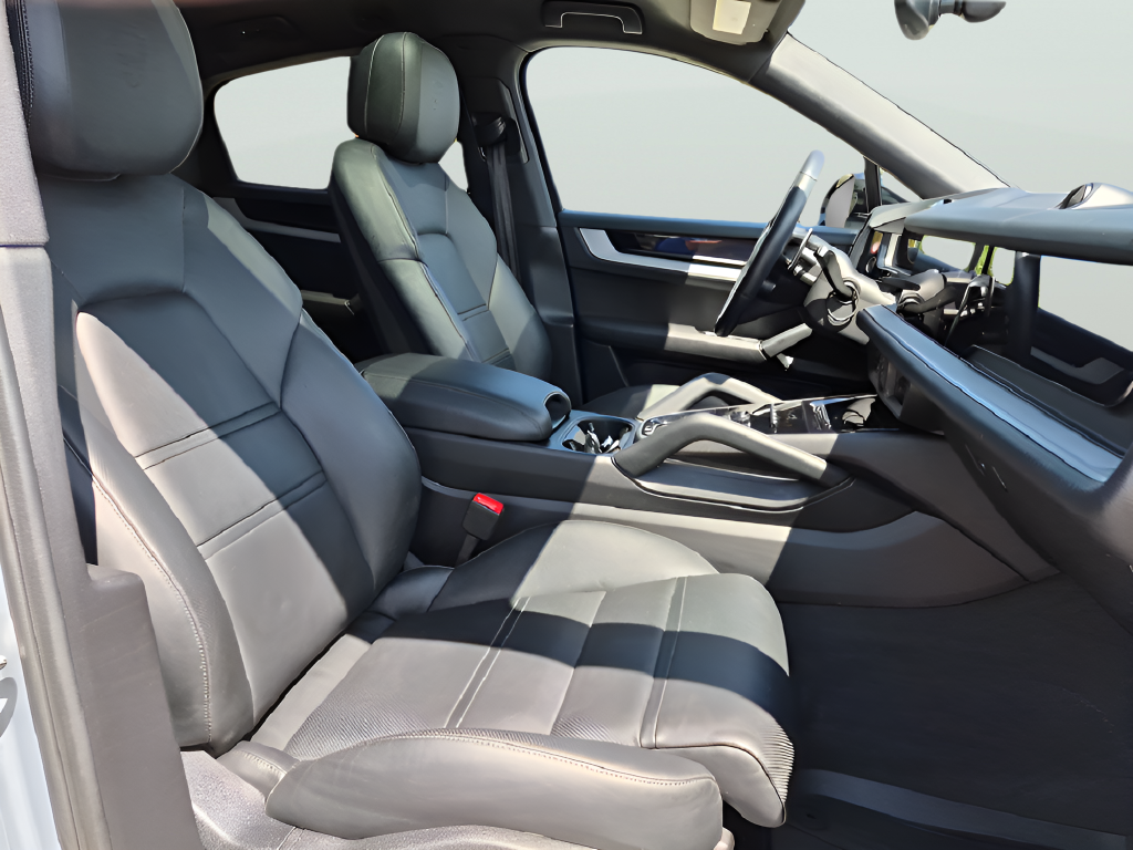 2025 Porsche Cayenne E-Hybrid Coupe S