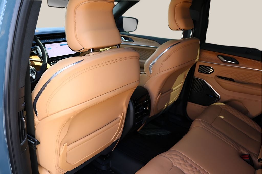 2026 Jeep Grand Cherokee Summit