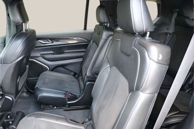 2022 Jeep Grand Cherokee L Altitude