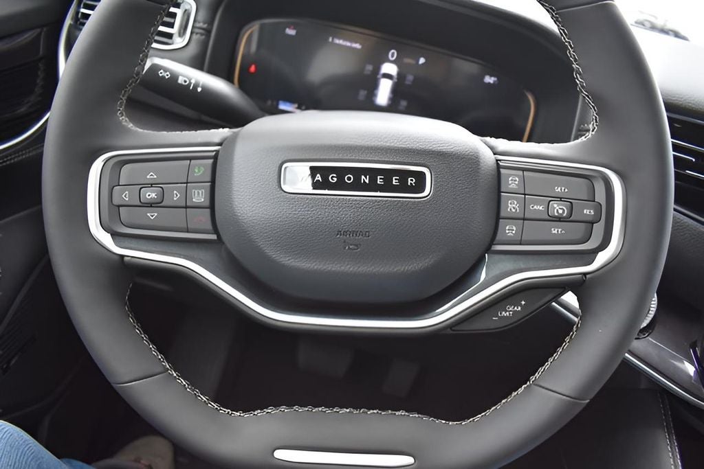 2024 Jeep Wagoneer Base