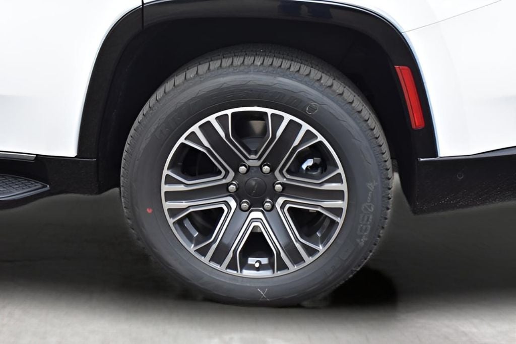 2024 Jeep Wagoneer Base