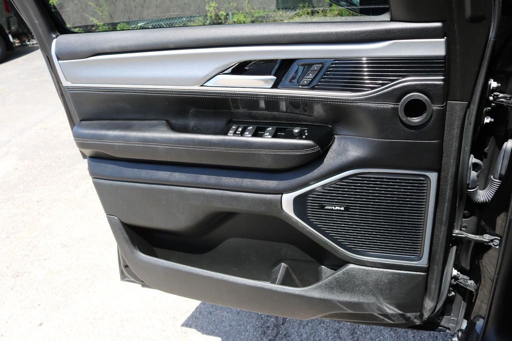 2023 Jeep Wagoneer Series II