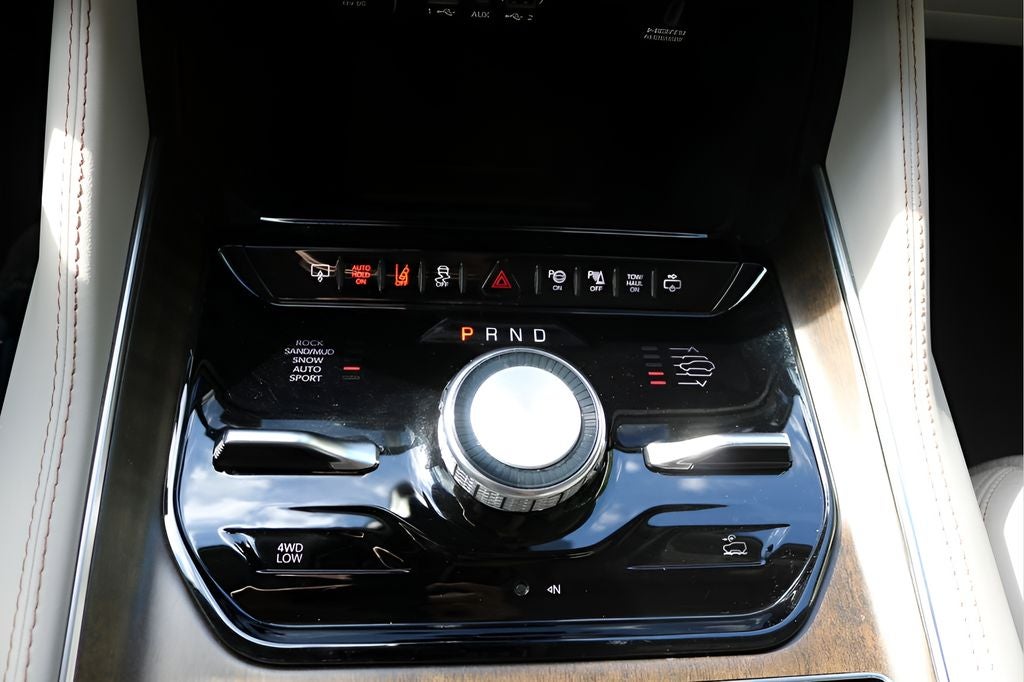 2022 Jeep Grand Wagoneer Series I