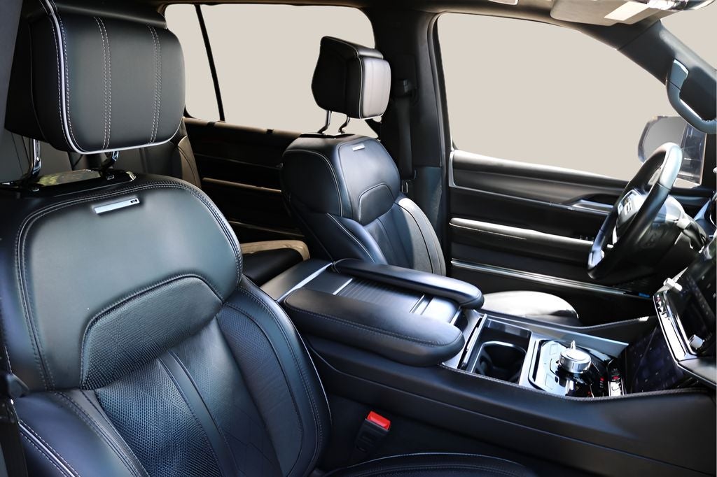 2022 Jeep Grand Wagoneer Series II