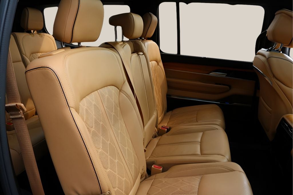 2022 Jeep Grand Wagoneer Series III