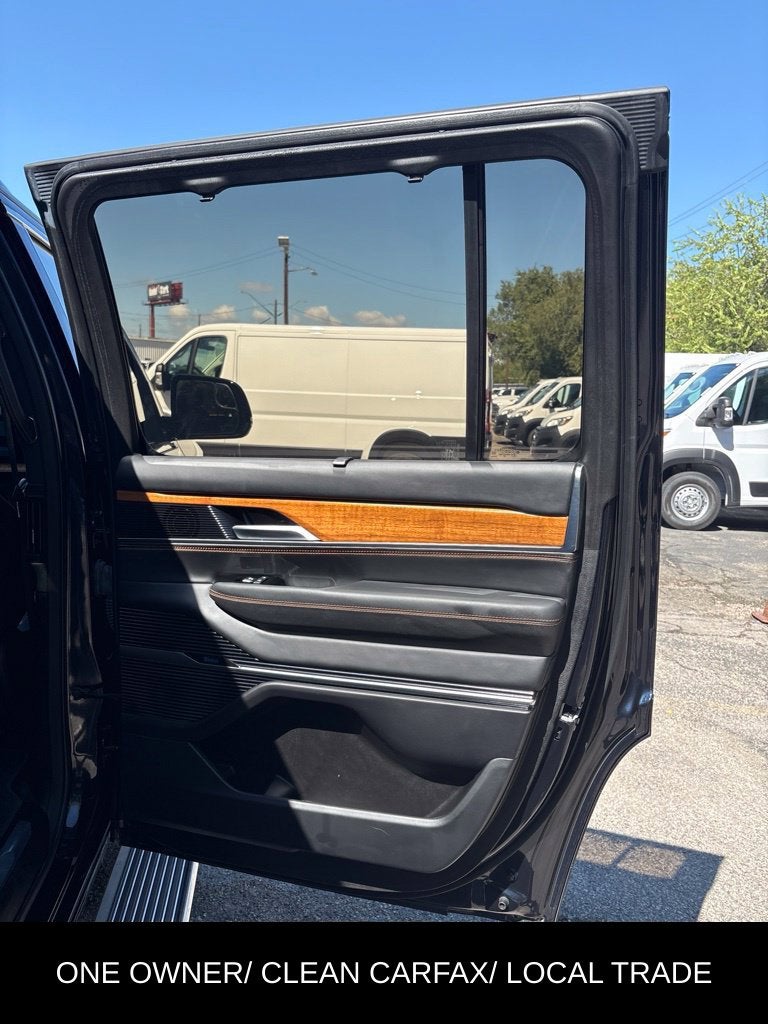 2023 Jeep Grand Wagoneer Series III