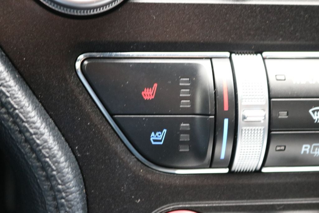 2020 Ford Mustang EcoBoost Premium