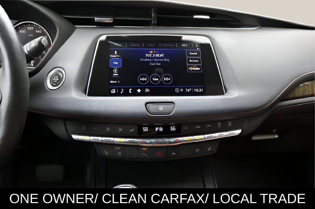 2023 Cadillac XT4 Premium Luxury