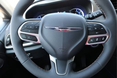 2024 Chrysler Pacifica Hybrid Pinnacle
