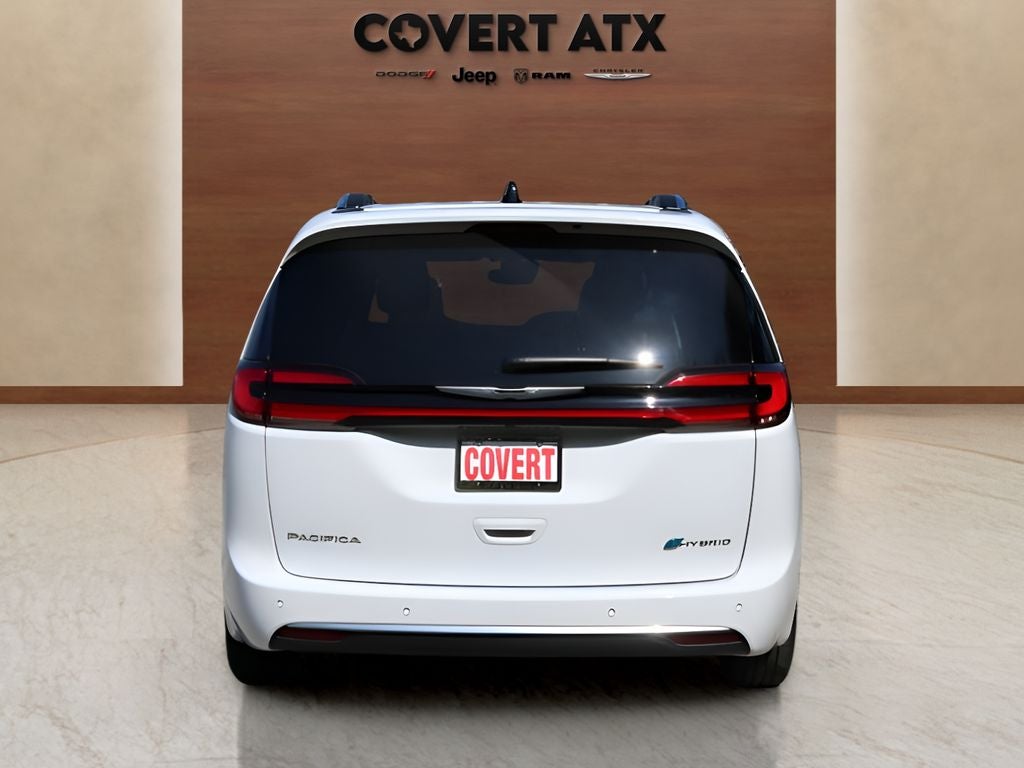 2024 Chrysler Pacifica Hybrid Pinnacle