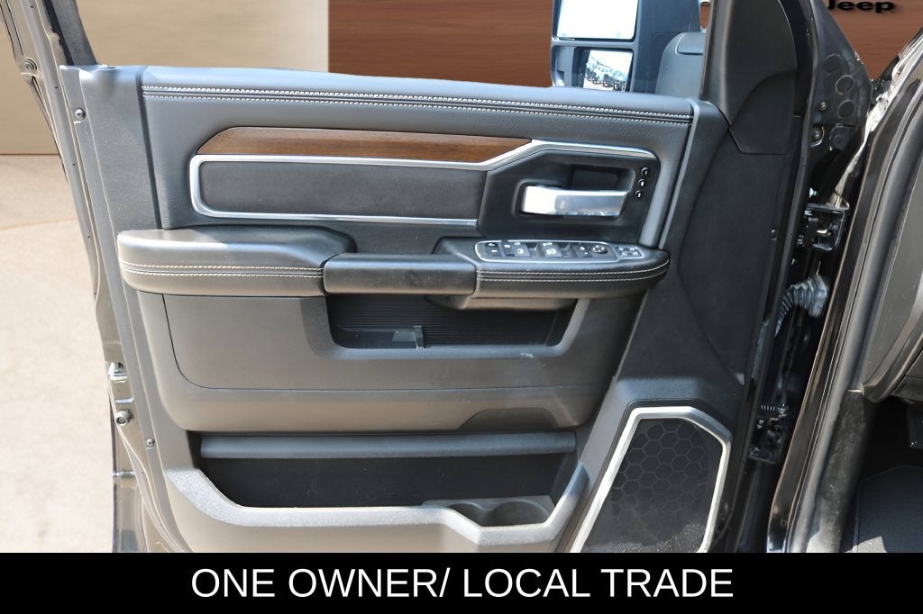 2024 RAM 3500 Laramie