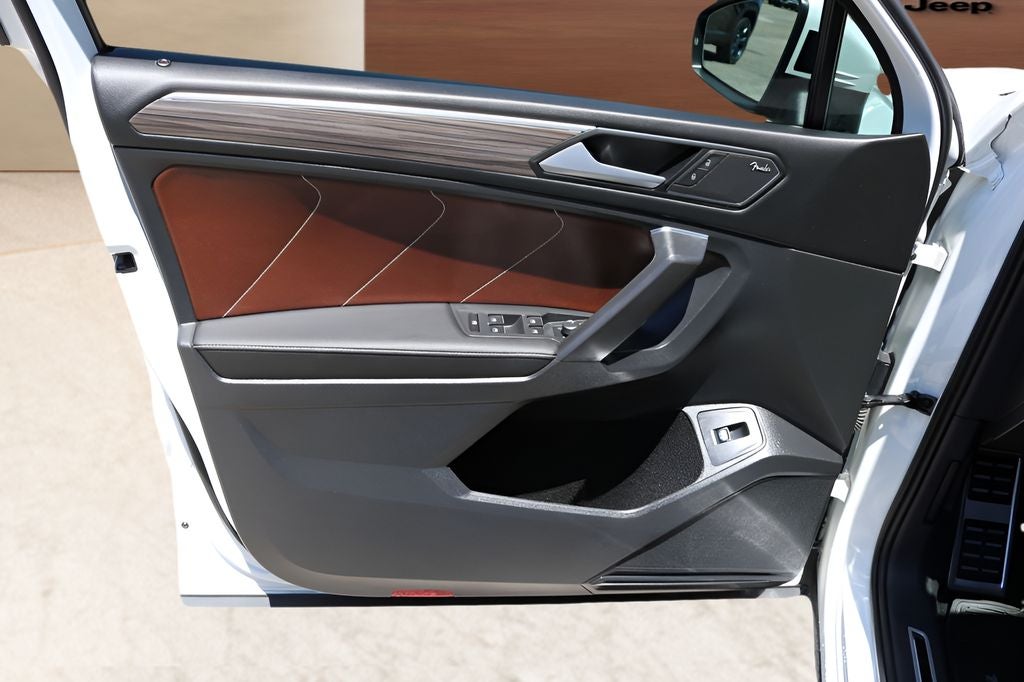 2022 Volkswagen Tiguan 2.0T SEL R-Line