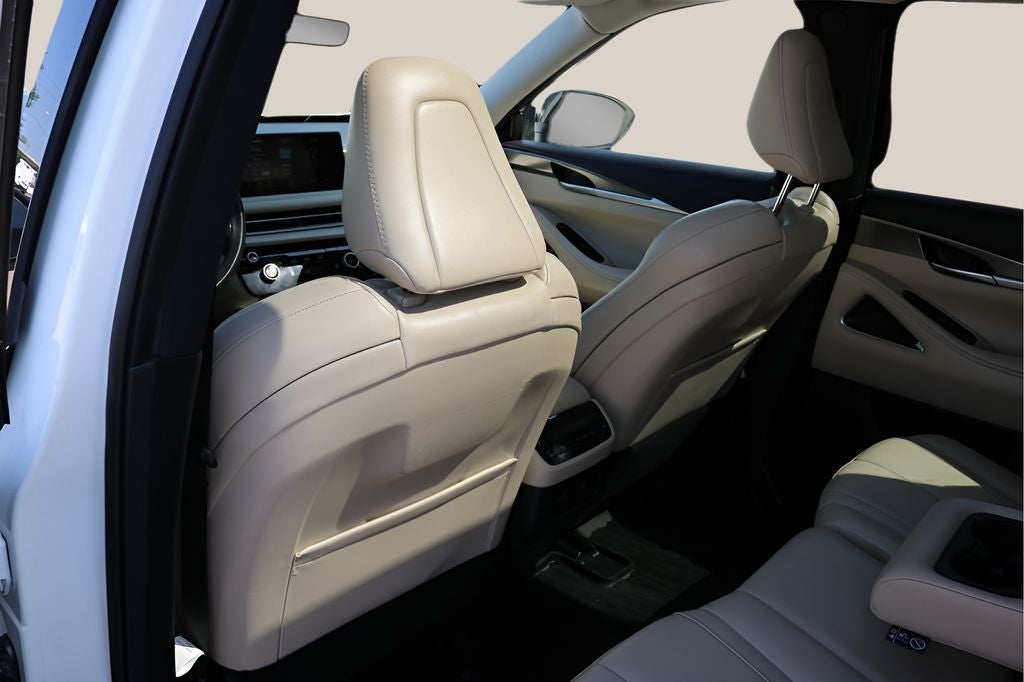 2024 INFINITI QX60 LUXE