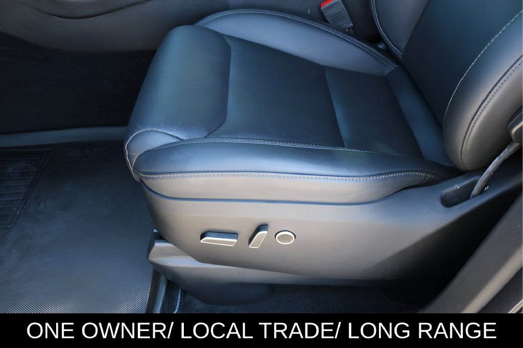 2025 Tesla Model X Base LONG RANGE