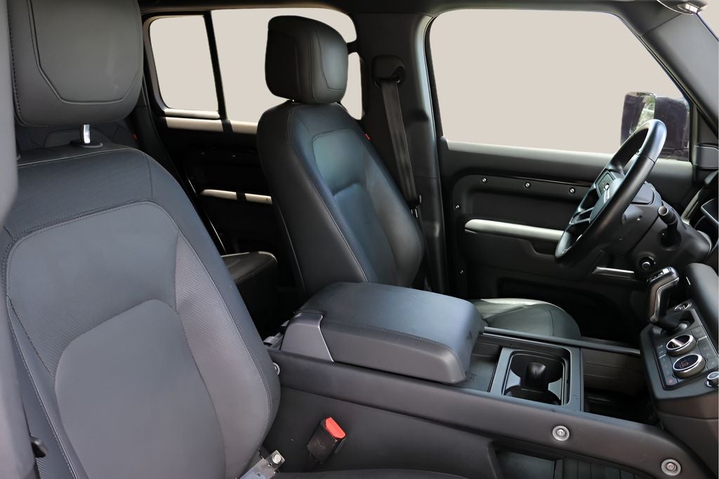 2024 Land Rover Defender 110 X-Dynamic SE