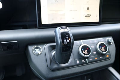2024 Land Rover Defender 110 X-Dynamic SE