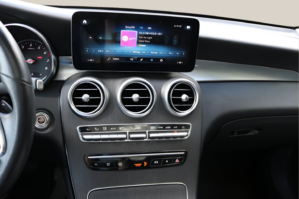 2021 Mercedes-Benz GLC GLC 300