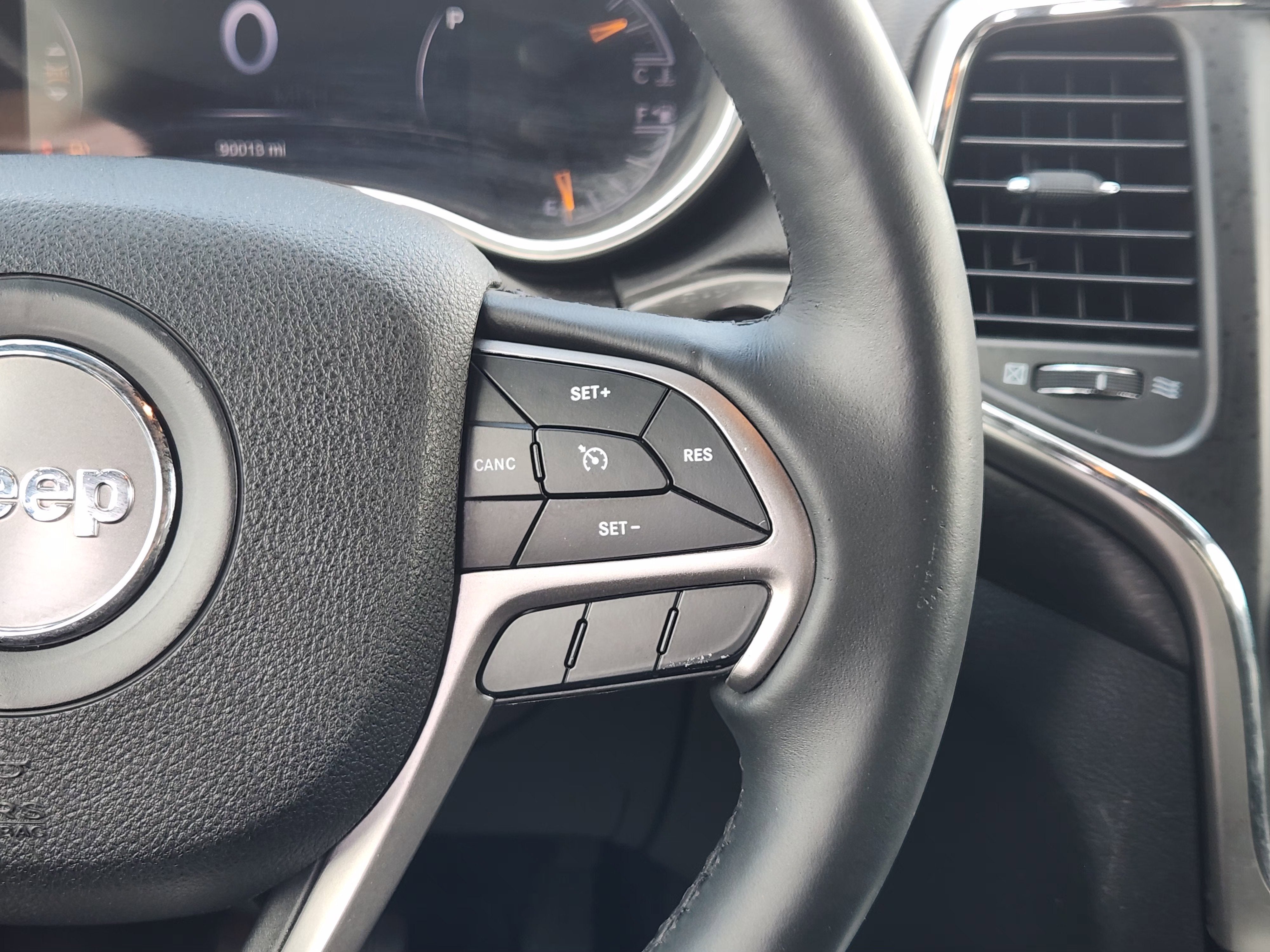 2018 Jeep Grand Cherokee Altitude