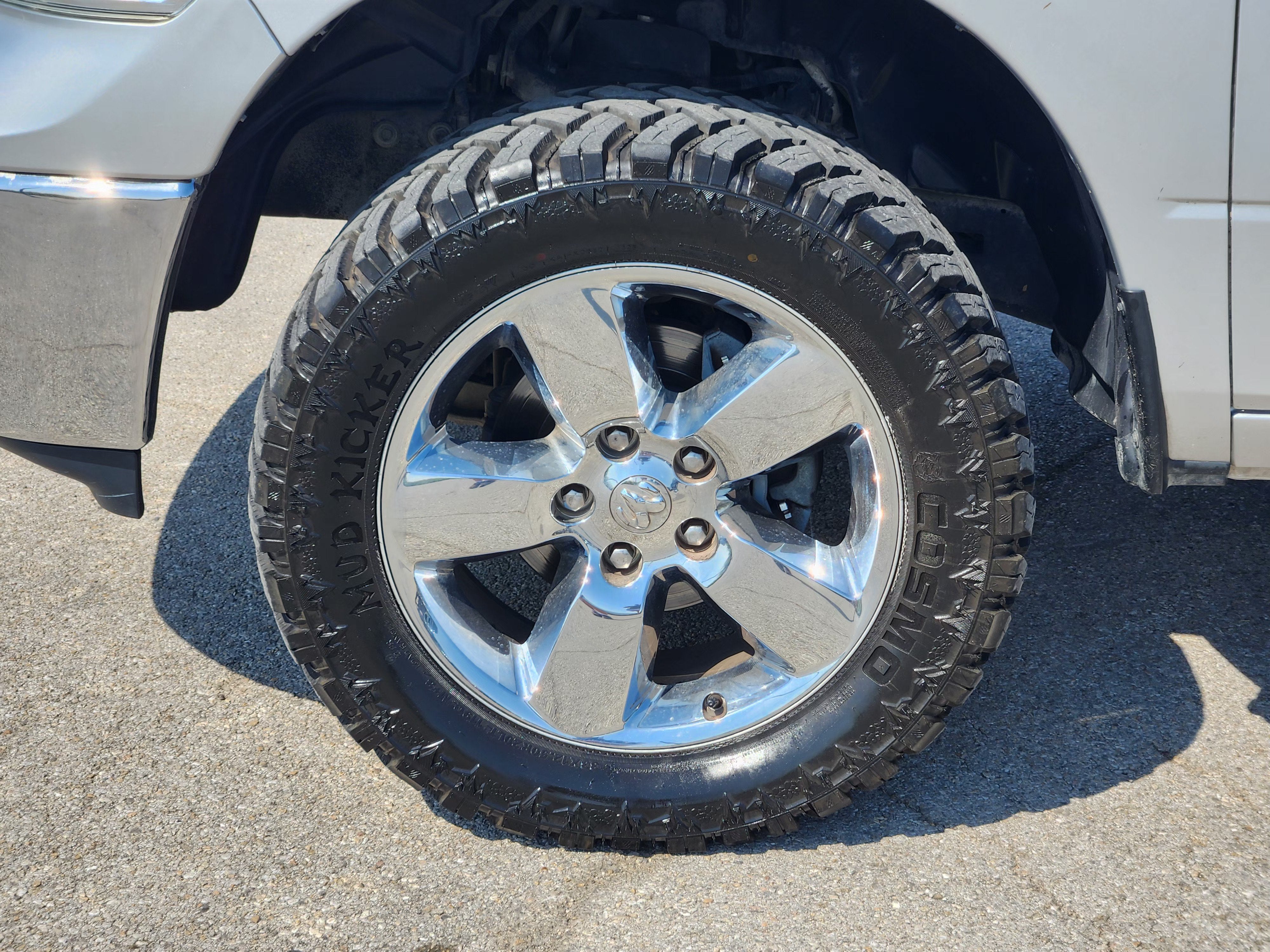 2017 RAM 1500 Big Horn Crew Cab 4x4 6'4" Box