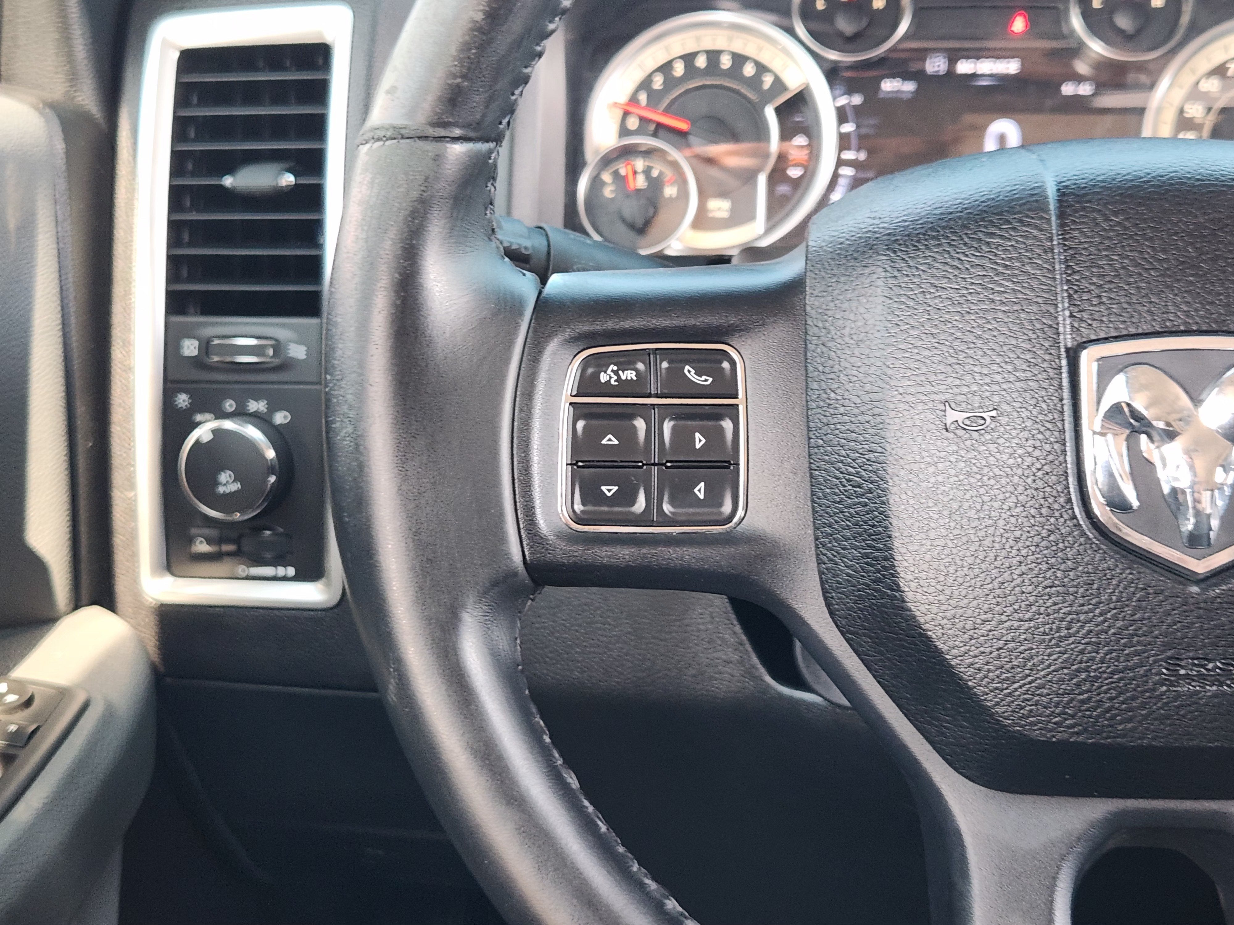 2017 RAM 1500 Big Horn Crew Cab 4x4 6'4" Box