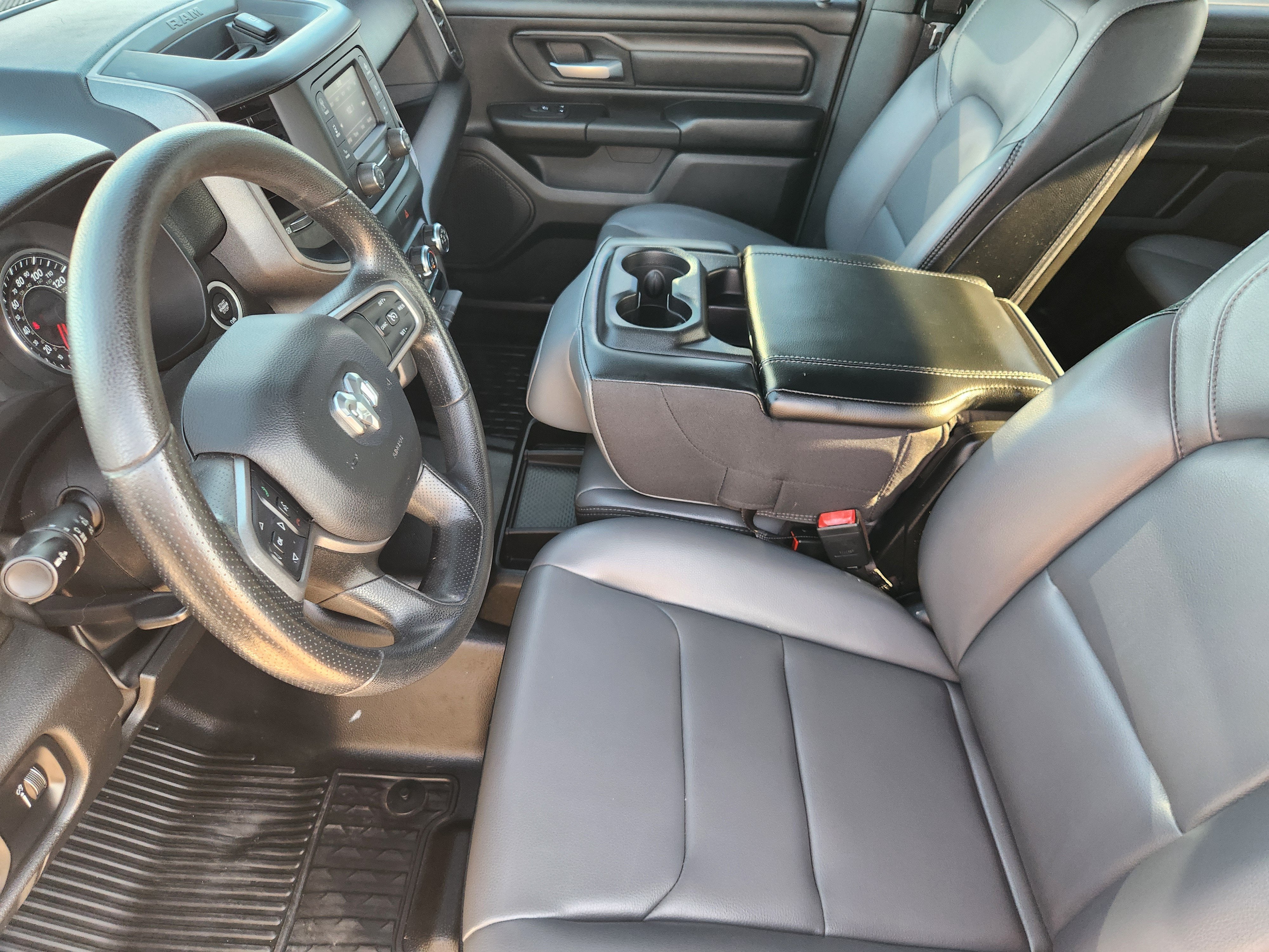 2023 RAM 1500 Tradesman Crew Cab 4x2 5'7" Box