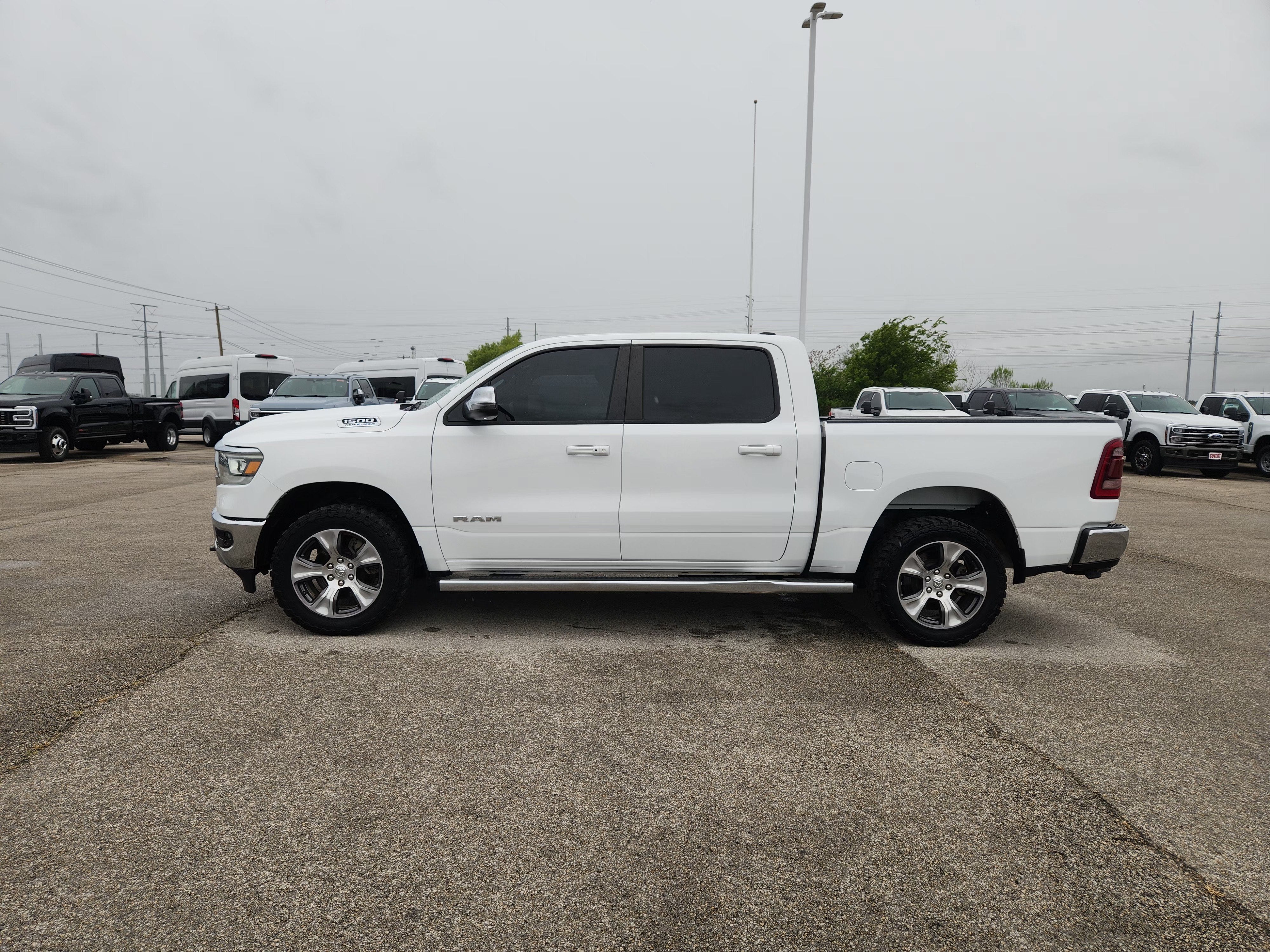 2023 RAM 1500 Laramie Crew Cab 4x4 5'7" Box